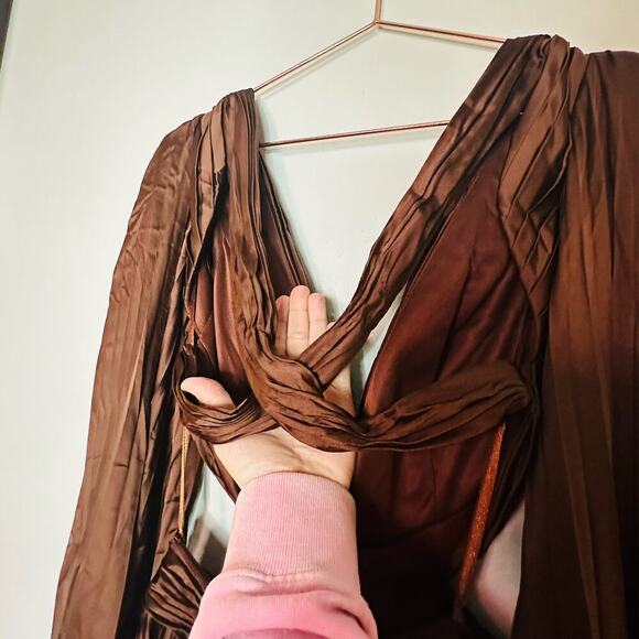 Ieena for Mac Duggal Brown Long Sleeve Pleated Full Skirt Cut Out Sides Gown 6 - Picture 15 of 16